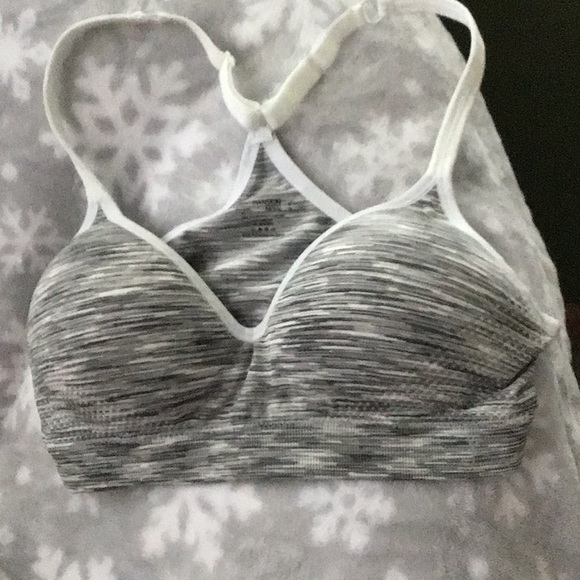 New Danskin Sports Bra - Picture 4 of 6
